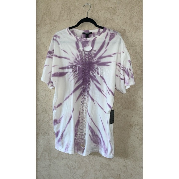 Forever 21 Tie Dye Cut Out Front Tee Shirt Size Medium New With Tags - Picture 1 of 7